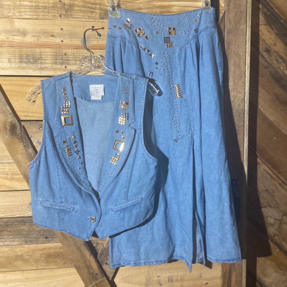 INFO U.S.A. Denim Skirts Set w/lots of bling Size S/8